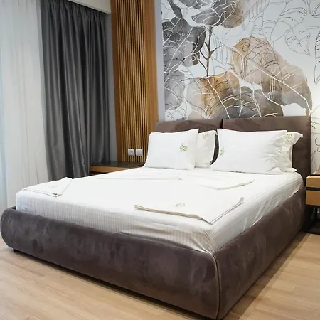 Lord Tirana Hotel Vore