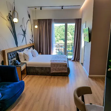 Lord Tirana Hotel