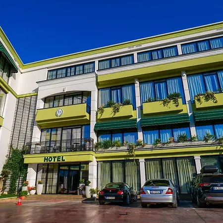 Lord Hotel Vorë