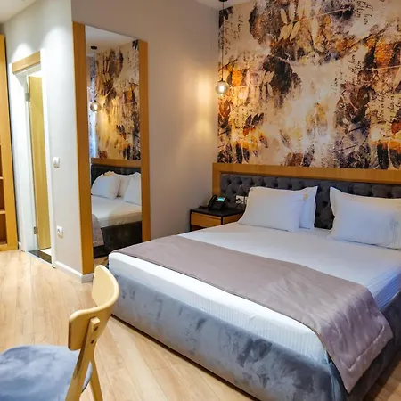 Hotel Lord Tirana Vore