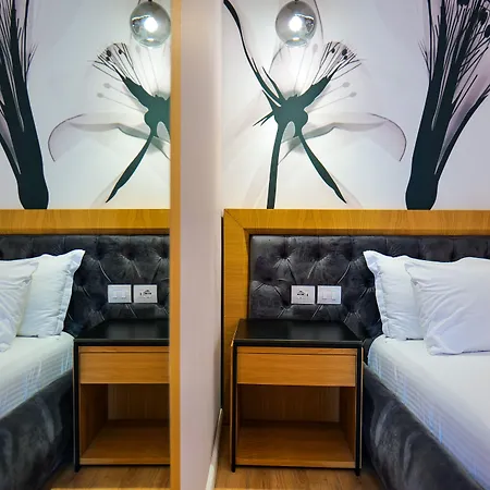 Ξενοδοχείο Lord 4*