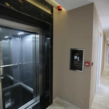 Hotel Lord Tirana