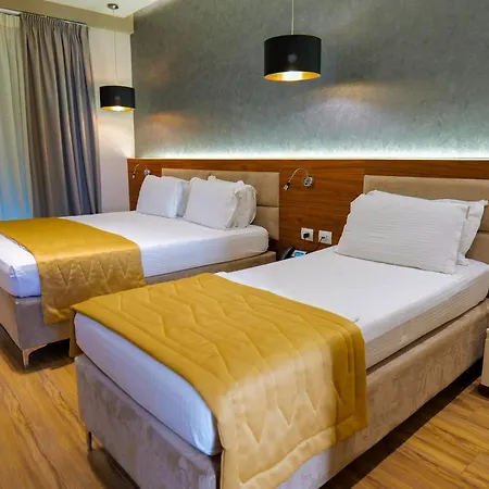 Lord Tirana Hotel 4*