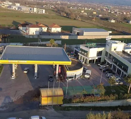 Lord Hotel Vorë